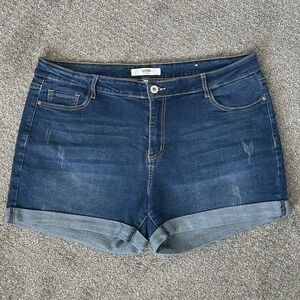 California Vintage Women Blue Distressed Cuff Hem 5 Pocket Denim Shorts 16 NWOT